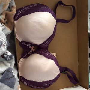 NWT Victoria’s Secret Dream Angels Perfect Coverage Bra